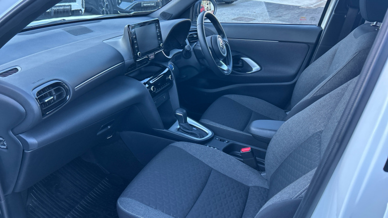 Toyota Yaris Cross 1.5 Hybrid Design 5dr CVT Hybrid Estate